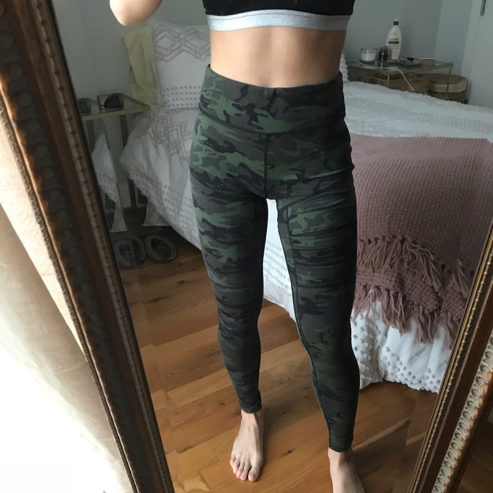 High Waisted Camo Workout Pants
